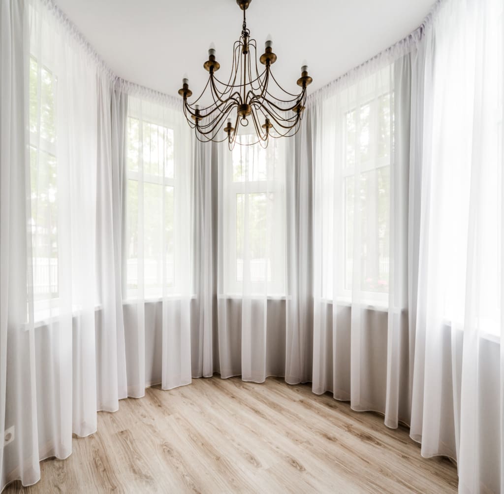 ceiling hanging curtains