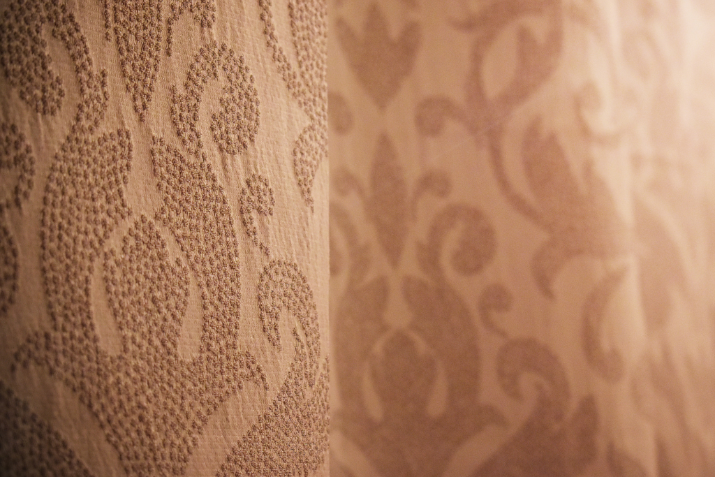 Curtains vs Drapes: Styles, Drapery Ideas & Custom Window Coverings